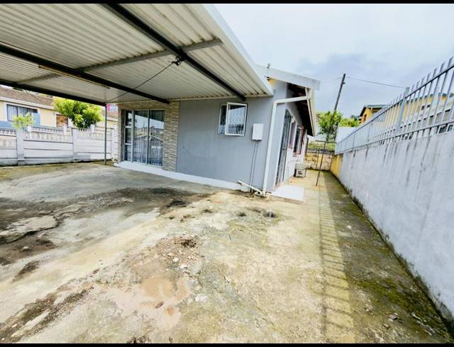 3 BEDROOM HOUSE FOR SALE IN NEWLANDS WEST